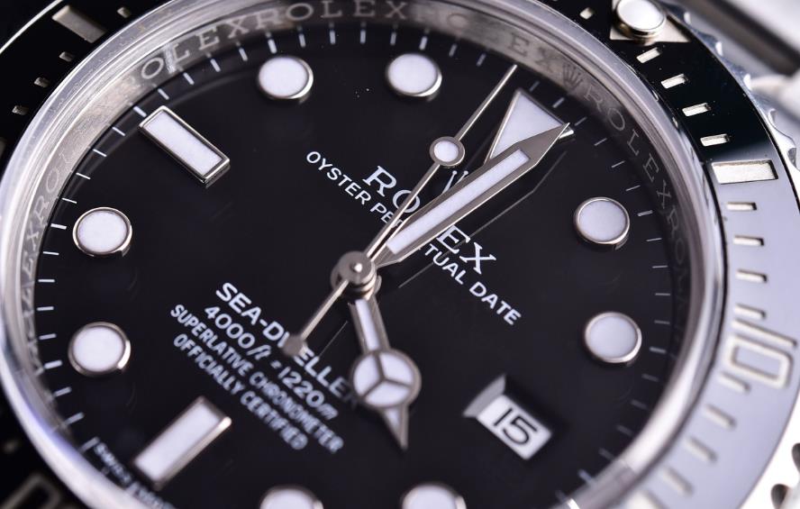 勞力士手表進(jìn)水起霧如何處理？（重慶勞力士維修中心）